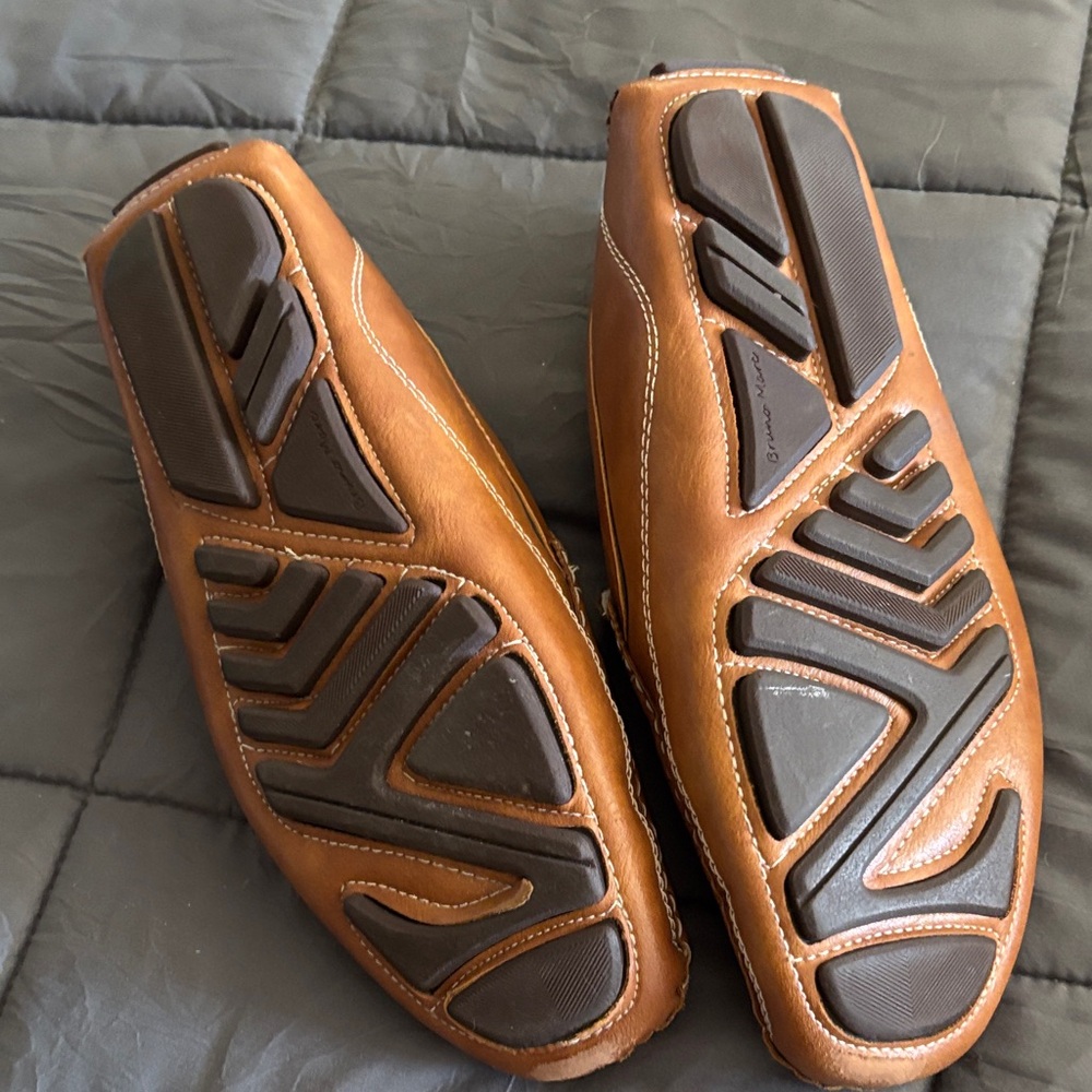 Classic Tan Leather Loafers for Men - Picture 6 of 9